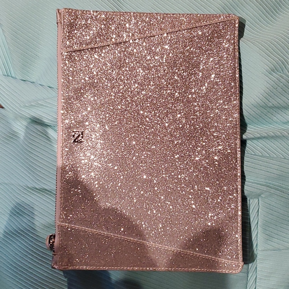 Nwot Neely and Chloe sparkling clutch